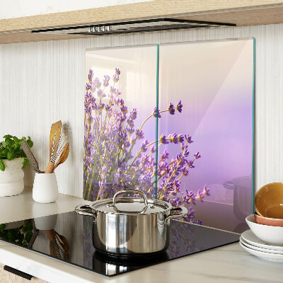 Skærebræt i glas Lavendelblomster i vinduet