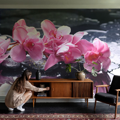 Tapet væg med blomsteragtigt mønster