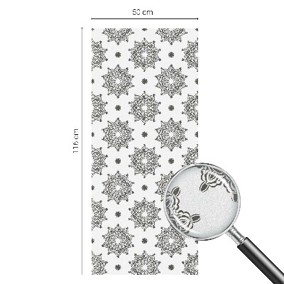 Vinduesfolie mod indkig med glasmaleri Klassiske rosetter