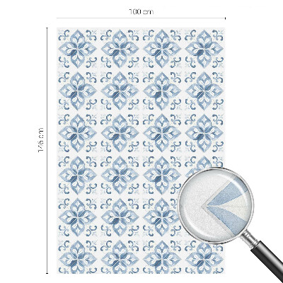 Mælkehvid vinduesfolie med motiv Klassisk elegance