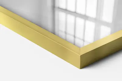 Vægspejl med guldram elegant
