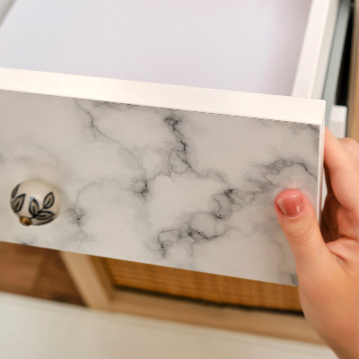 Selvklæbende folie til skab Marmormønster