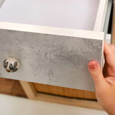 Selvklæbende folie til skabslåge Grå væg