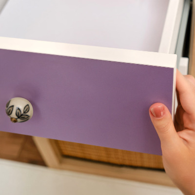 Selvklæbende folie til skabslåge Violet