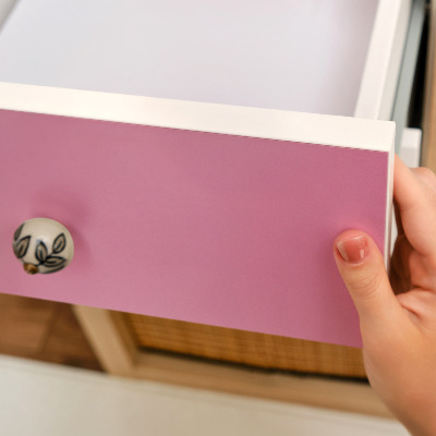 Selvklæbende folie til skab Kølig lyserød