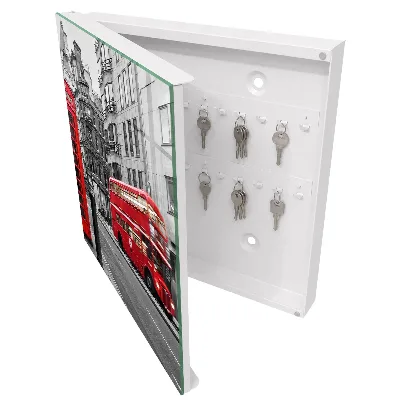 Nøgleskab i London-kontrast design
