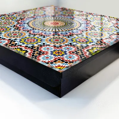 Nøgleskab med mosaikmønster