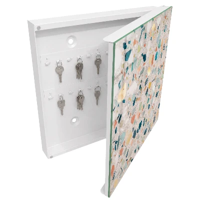 Nøgleskab til hjemmet med farverigt mosaikdesign
