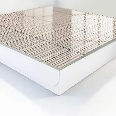 Nøgleskab med minimalistisk linjedesign