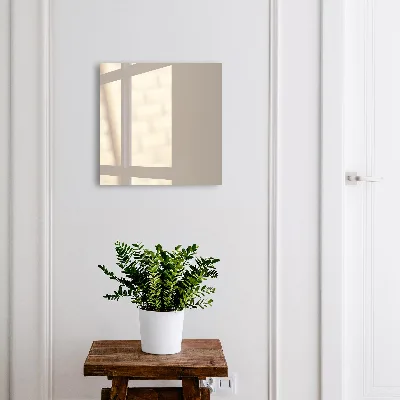 Nøgleskab i varm grå