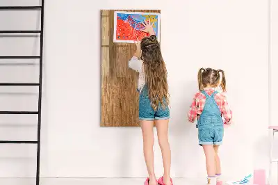 Magnetisk tavle med pen i varmt træ
