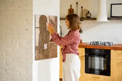 Magnetisk tavle med pen i varmt træ