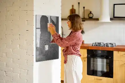 Magnetisk tavle med pen i ridset metal