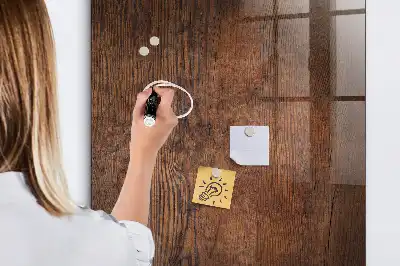 Magnetisk tegnetavle i mørkt træ