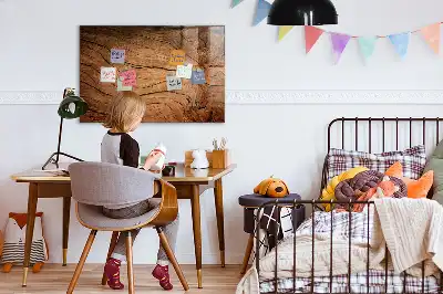 Magnetisk tegnetavle i gammelt træ
