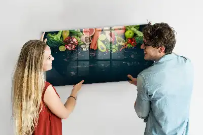 Tørreslette magnetisk tavle med motiv af grøntsager på bordet