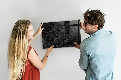 Magnetisk tavle med tørreslettefunktion mørkt murstensvæg-design