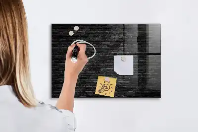 Magnetisk tavle med tørreslettefunktion mørkt murstensvæg-design