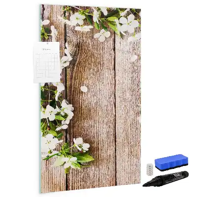 Magnetisk whiteboard med motiv af blomster på træbrædder