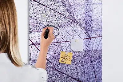 Magnetisk whiteboard med bladstruktur