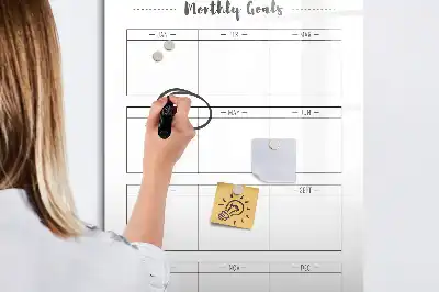 Magnetisk whiteboard med månedlige mål