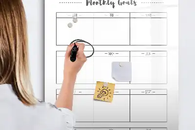 Magnetisk whiteboard med månedlige mål