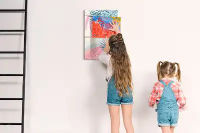 Magnetisk whiteboard i pastelblade-design