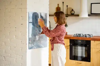 Magnetisk whiteboard med marmormønster
