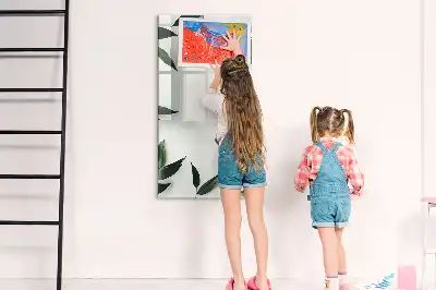 Magnetisk whiteboard med ramme af grønne blade
