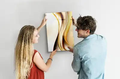Magnetisk whiteboard med gyldent bølgeabstrakt motiv