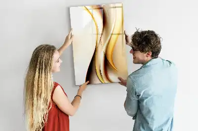 Magnetisk whiteboard med gyldent bølgeabstrakt motiv