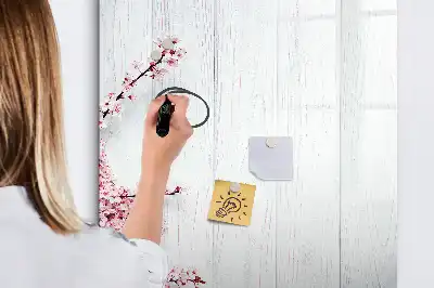 Magnetisk opslagstavle med motiv af blomster på træ