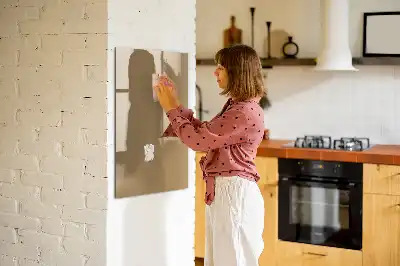 Magnetisk tørresletteboard i farven mørkebeige