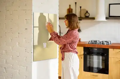 Magnetisk tørresletteboard i farven creme