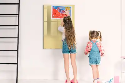 Magnetisk tørresletteboard i farven creme
