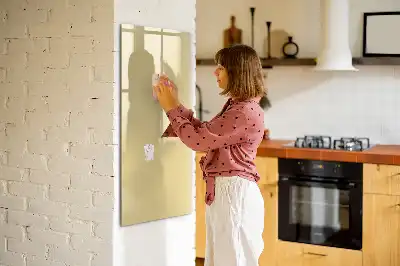 Magnetisk tørresletteboard i farven creme