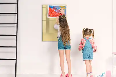 Magnetisk tørresletteboard i farven creme