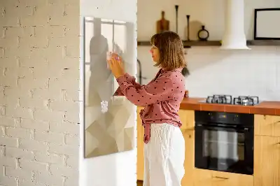 Magnetisk whiteboard med motiv af abstrakt trekant