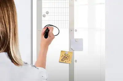 Magnetisk ugeplan tørreslette tavle