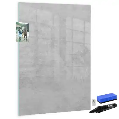 Tørreslette magnetisk opslagstavle i lys beton