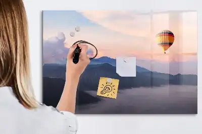 Magnetisk skrivetavle med motiv af et smukt landskab