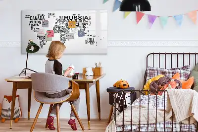 Magnetisk tegnetavle med motiver af kontinenter og bogstaver