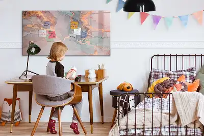 Magnetisk skrivetavle i dekorativ marmor-design