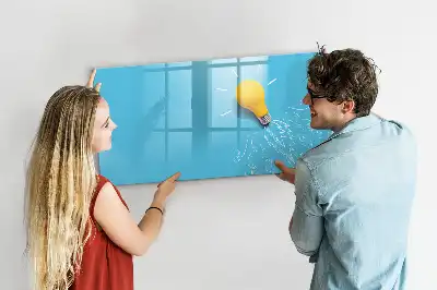 Magnetisk skrivetavle med motiv af en pære