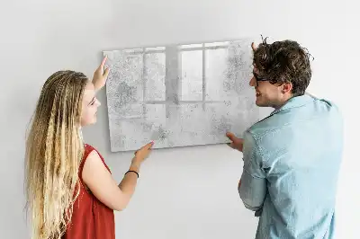 Magnetisk skrivetavle i betonvægsdesign