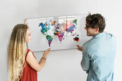 Magnetisk skrivetavle med motiv af verdenskort i trekanter