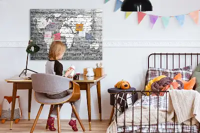 Magnetisk skrivetavle med verdenskort på murstensmotiv