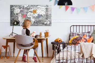 Magnetisk skrivetavle med verdenskort på murstensmotiv
