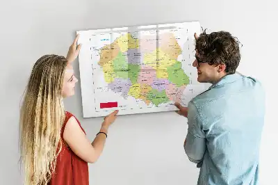 Magnetisk tegnetavle med kort over Polen