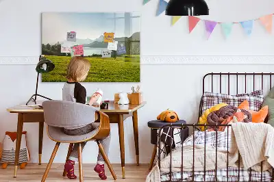 Magnetisk tegnetavle med motiv af bjerge og slette